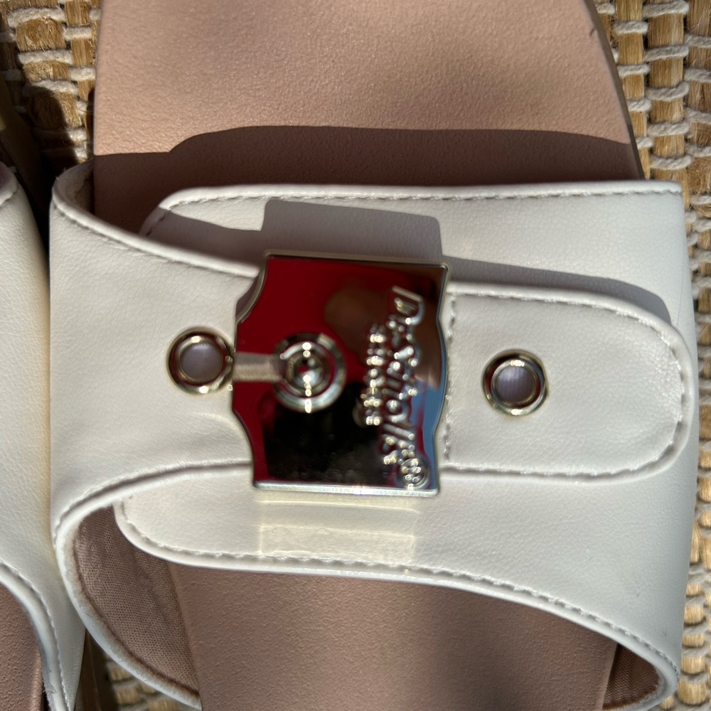 DR SCHOLLS s8 ‘Island Icon’ cream sandals-70’s vntg inspired-super cushy-Velcro